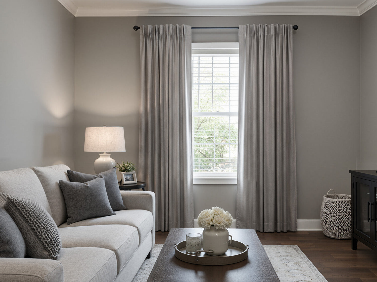 Curtain Color Aesthetics: A Guide to Perfect Color Combinations for Your Home
